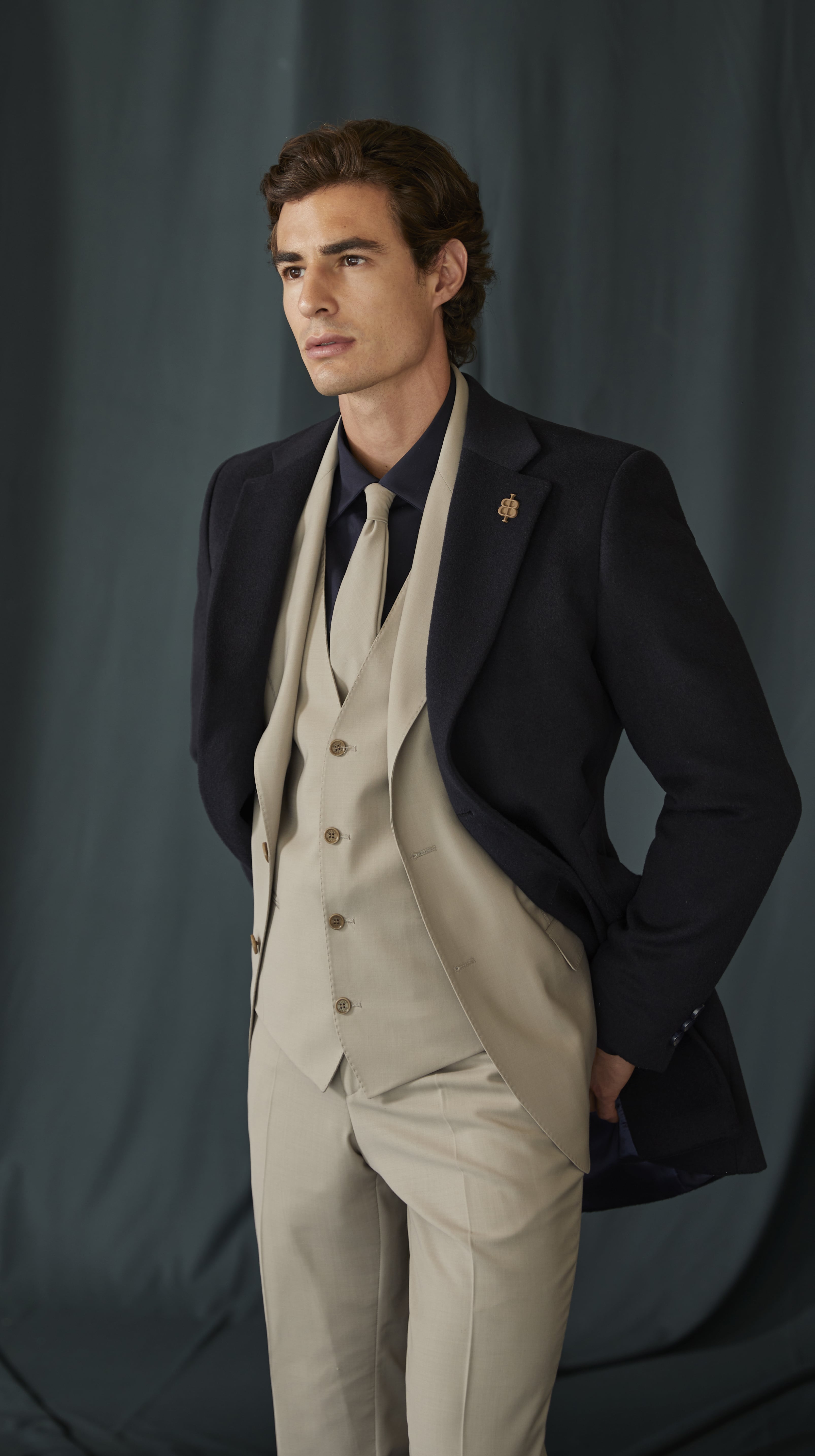 GNCR1872-min.jpg (616 KB)