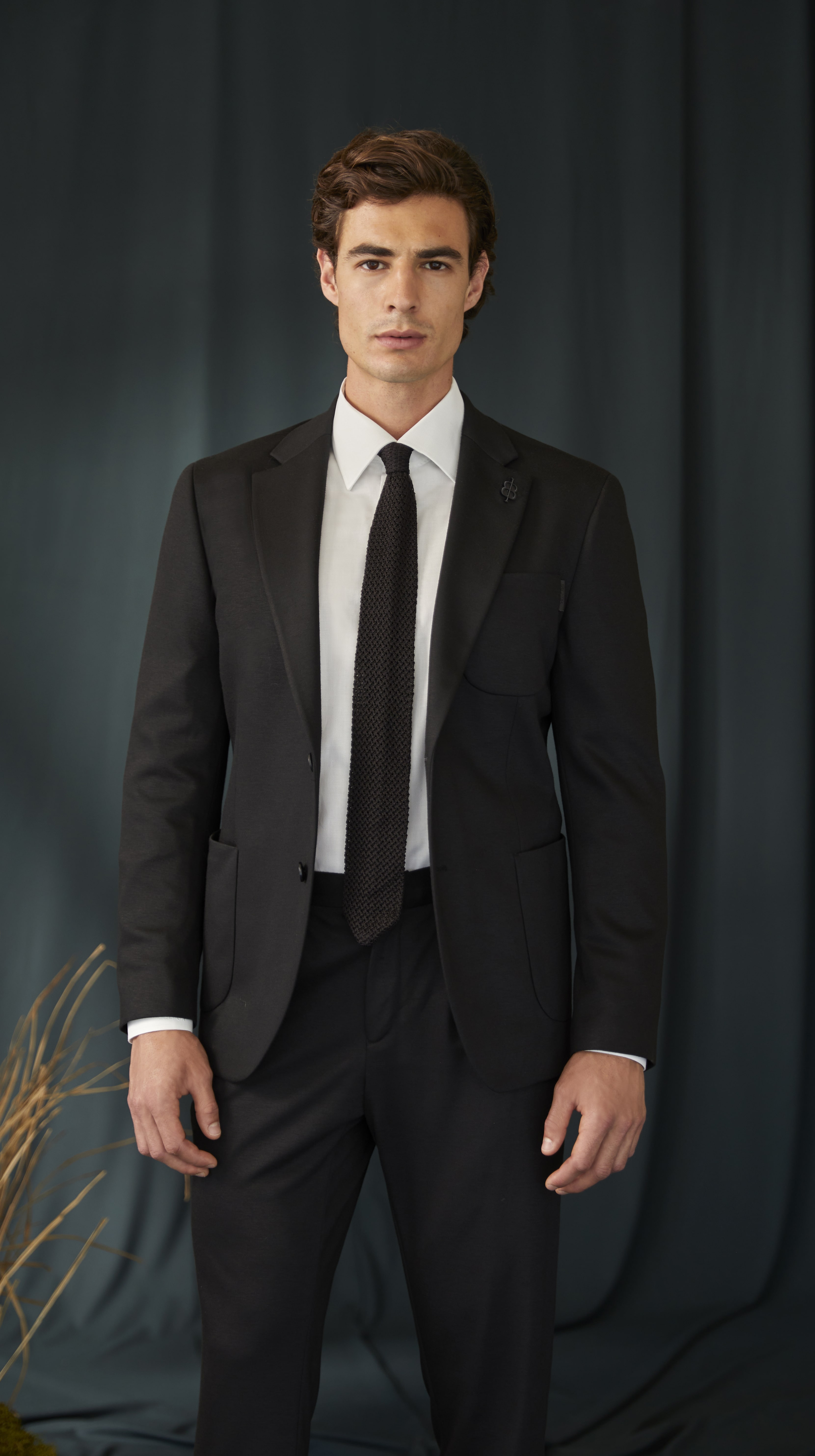 GNCR2037-min.jpg (771 KB)