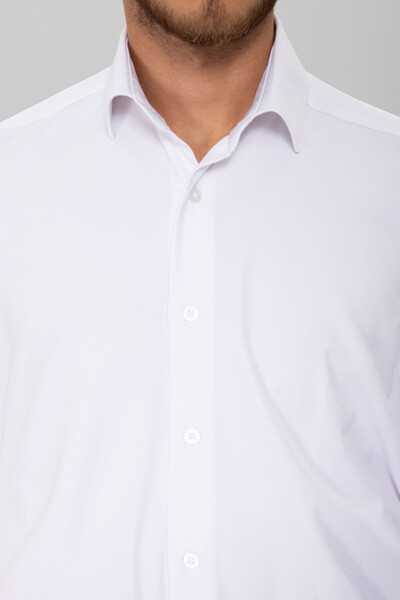 BELFOR - SLIMFIT DUZ GOMLEK STREET V-1 OPTİK BEYAZ BELFOR - SLIMFIT DUZ GOMLEK STREET V-1 OPTİK BEYAZ